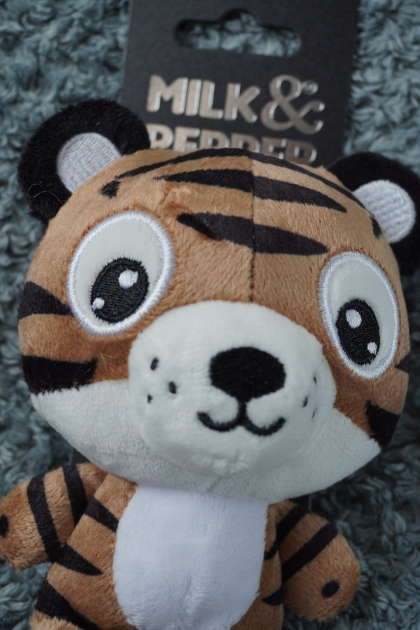 Doudou Rafi Petit Tigre - Milk & Pepper (13 cm) – Image 2